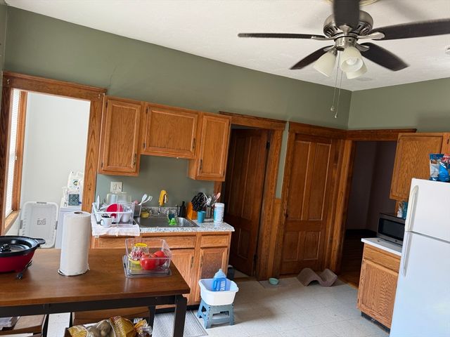 32 Clifton St 2, Worcester, MA 01610