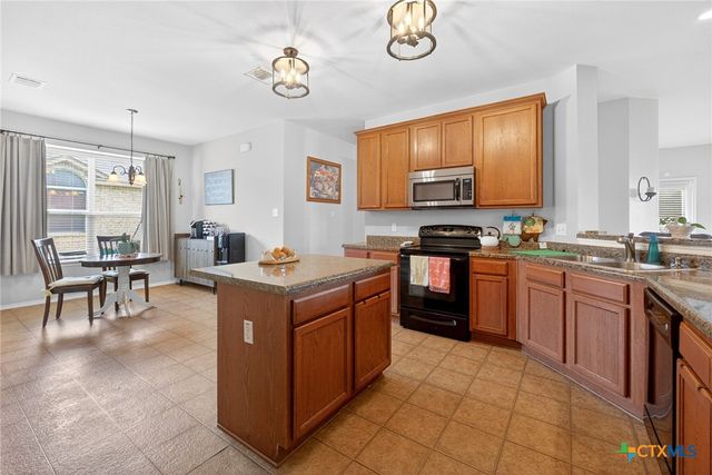 6700 Golden Oak Lane, Killeen, TX 76542