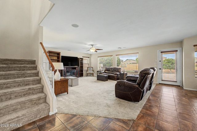 28669 N COAL Avenue, San Tan Valley, AZ 85143
