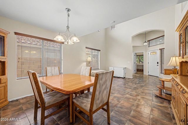 28669 N COAL Avenue, San Tan Valley, AZ 85143