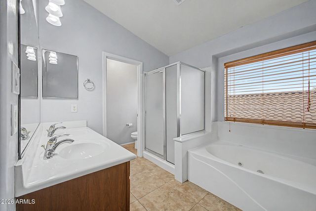 28669 N COAL Avenue, San Tan Valley, AZ 85143
