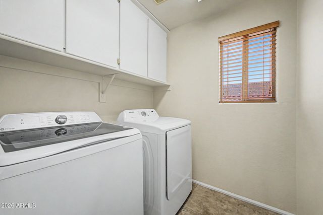 28669 N COAL Avenue, San Tan Valley, AZ 85143