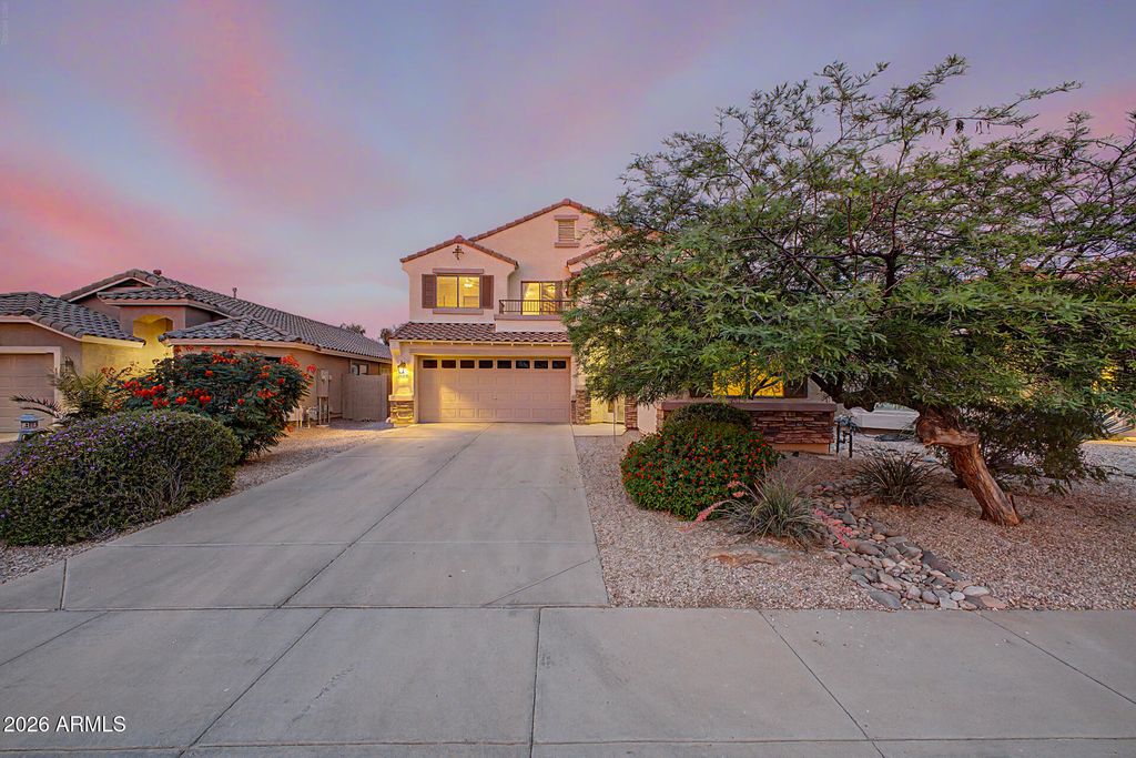28669 N COAL Avenue, San Tan Valley, AZ 85143