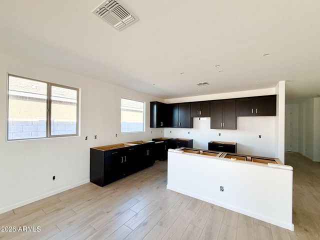 15709 W CORTE DEL SOL ESTE --, Waddell, AZ 85355