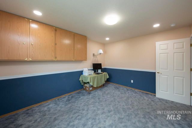 1100 Burnett Dr 401, Nampa, ID 83651