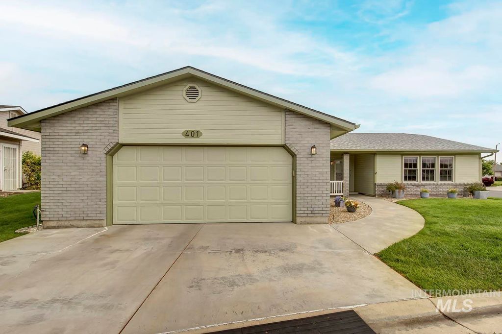 1100 Burnett Dr 401, Nampa, ID 83651