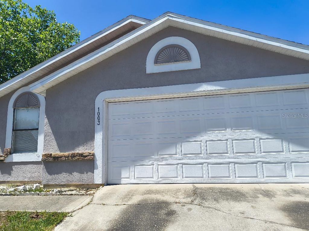 1003 WINTERBERRY LANE, Orlando, FL 32811