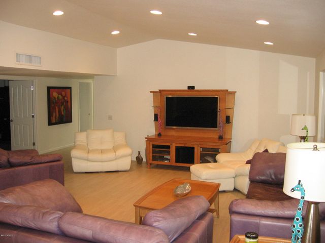 9714 E SHERWOOD Way, Sun Lakes, AZ 85248