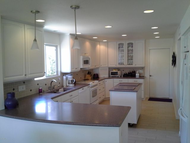 9714 E SHERWOOD Way, Sun Lakes, AZ 85248