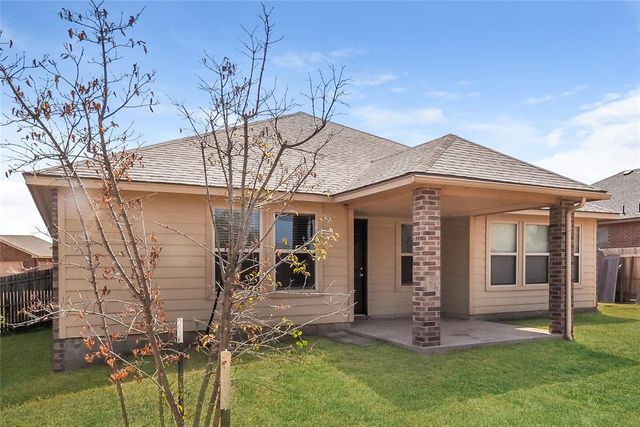 11305 NW 97th Street, Yukon, OK 73099