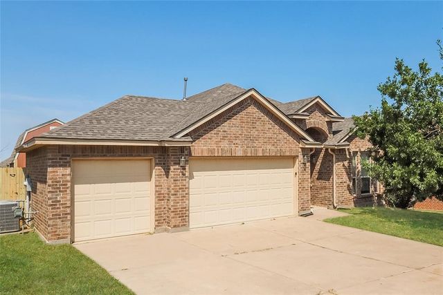 11305 NW 97th Street, Yukon, OK 73099