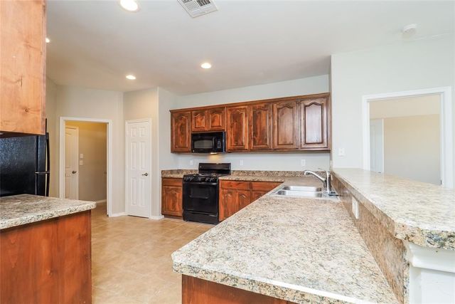 11305 NW 97th Street, Yukon, OK 73099