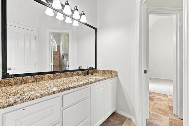 220 Meadow Lake Court, Double Oak, TX 75077