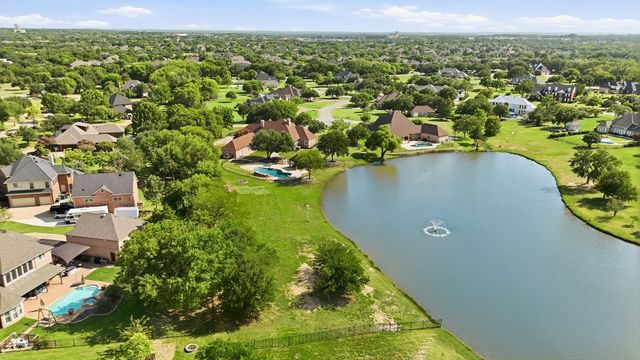 220 Meadow Lake Court, Double Oak, TX 75077