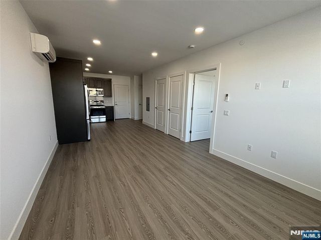 459 Bloomfield Avenue 204, Caldwell, NJ 07006