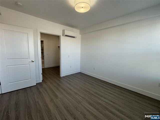 459 Bloomfield Avenue 204, Caldwell, NJ 07006
