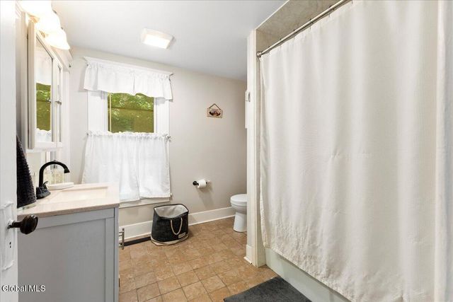 20 Ft Johnson Avenue, Fort Johnson, NY 12070