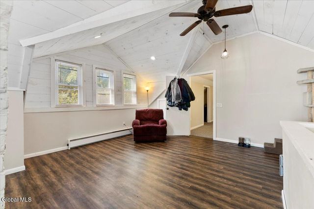 20 Ft Johnson Avenue, Fort Johnson, NY 12070