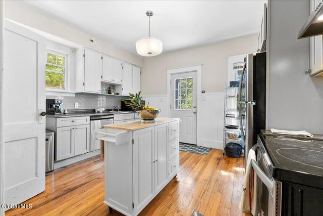 20 Ft Johnson Avenue, Fort Johnson, NY 12070