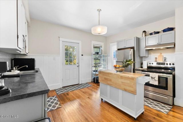 20 Ft Johnson Avenue, Fort Johnson, NY 12070