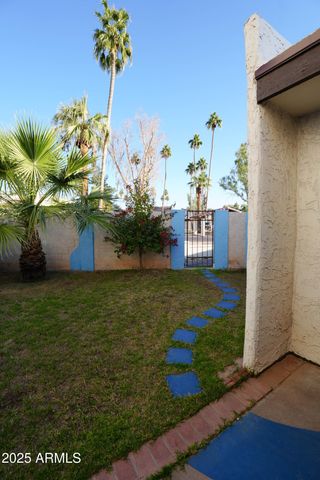 1527 S RIVER Drive, Tempe, AZ 85281