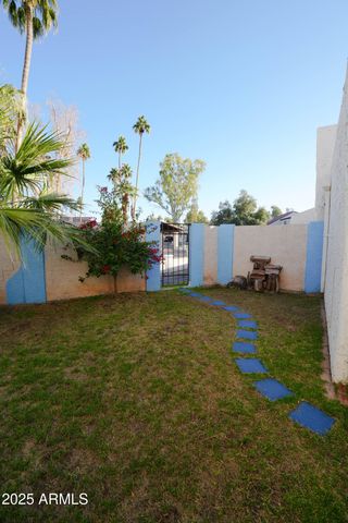 1527 S RIVER Drive, Tempe, AZ 85281