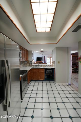 1527 S RIVER Drive, Tempe, AZ 85281