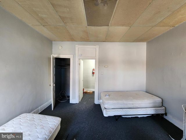 529 CUMBERLAND ST, Baltimore, MD 21217