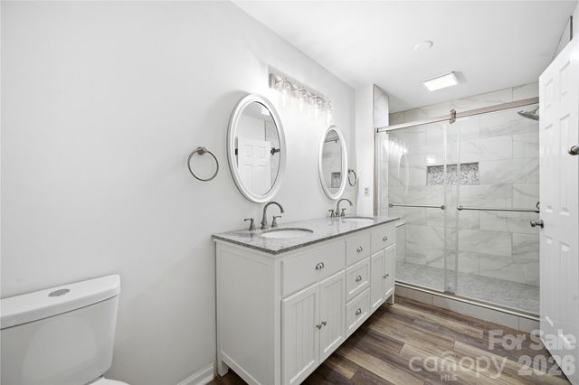 6150 Gray Gate Lane i, Charlotte, NC 28210