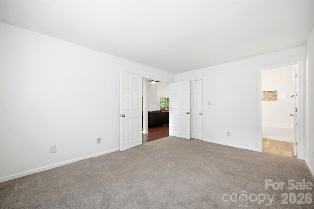 6150 Gray Gate Lane i, Charlotte, NC 28210