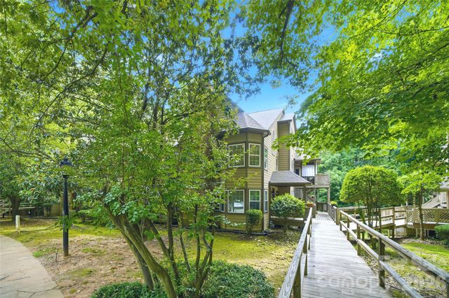 6150 Gray Gate Lane i, Charlotte, NC 28210