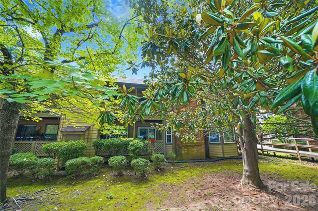 6150 Gray Gate Lane i, Charlotte, NC 28210