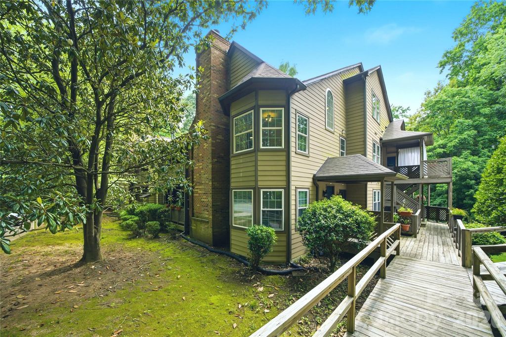 6150 Gray Gate Lane i, Charlotte, NC 28210