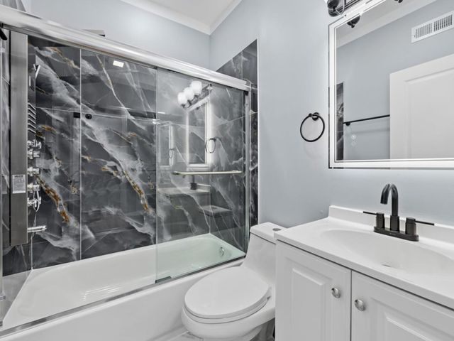 4521 S Mozart Street, Chicago, IL 60632