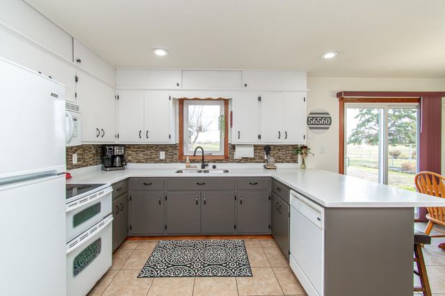 706 Rensvold Boulevard, Moorhead, MN 56560