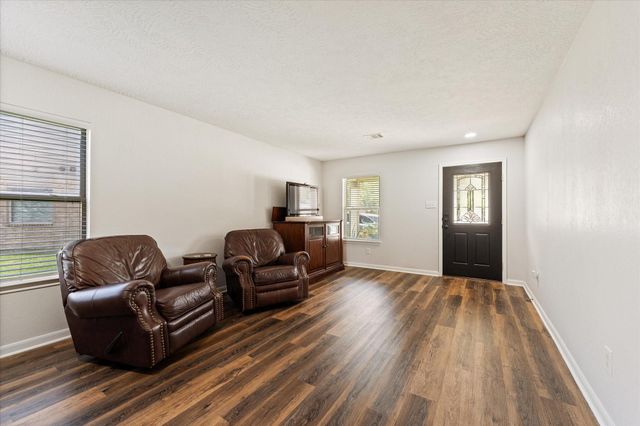 15903 Arapaho Bend Lane, Cypress, TX 77429