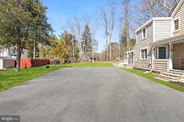 1387 MONMOUTH, Eastampton, NJ 08060