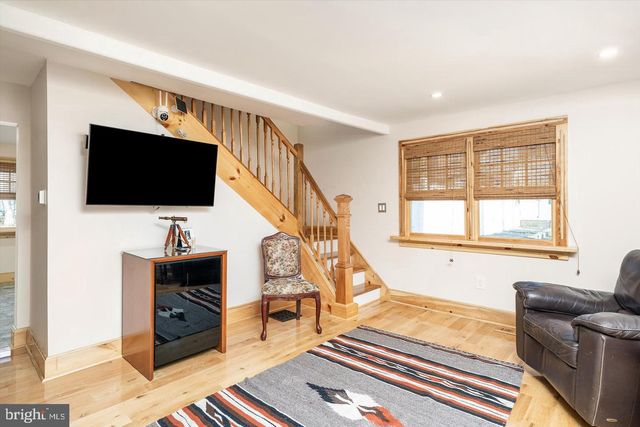 1387 MONMOUTH, Eastampton, NJ 08060