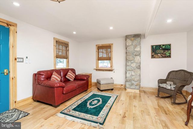 1387 MONMOUTH, Eastampton, NJ 08060