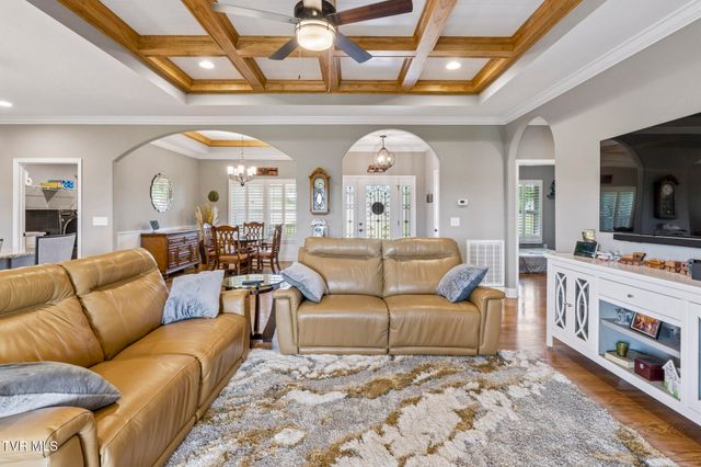 198 Manor Lane, Jonesborough, TN 37659