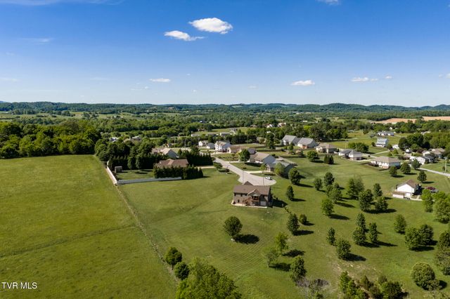 198 Manor Lane, Jonesborough, TN 37659