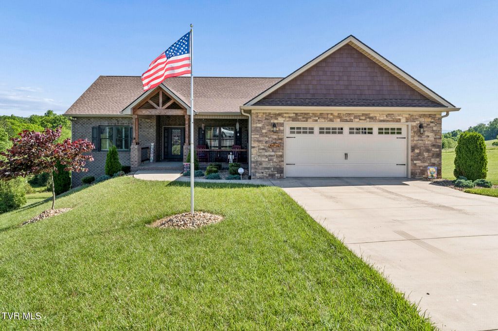 198 Manor Lane, Jonesborough, TN 37659