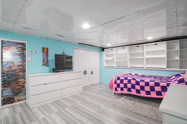 34 Waldberg Avenue, Congers, NY 10920