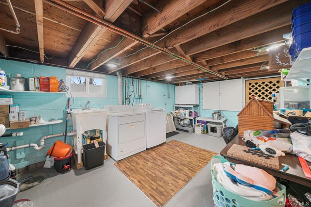 34 Waldberg Avenue, Congers, NY 10920