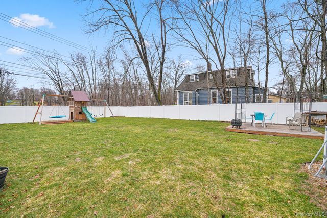 34 Waldberg Avenue, Congers, NY 10920