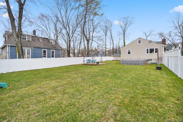 34 Waldberg Avenue, Congers, NY 10920