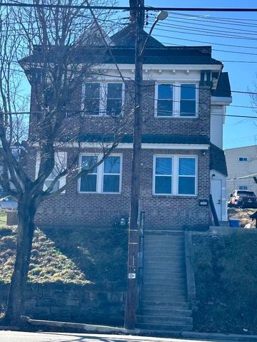 2032 Perrysville Ave, Perry Hilltop, PA 15214