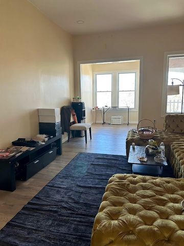 2032 Perrysville Ave, Perry Hilltop, PA 15214