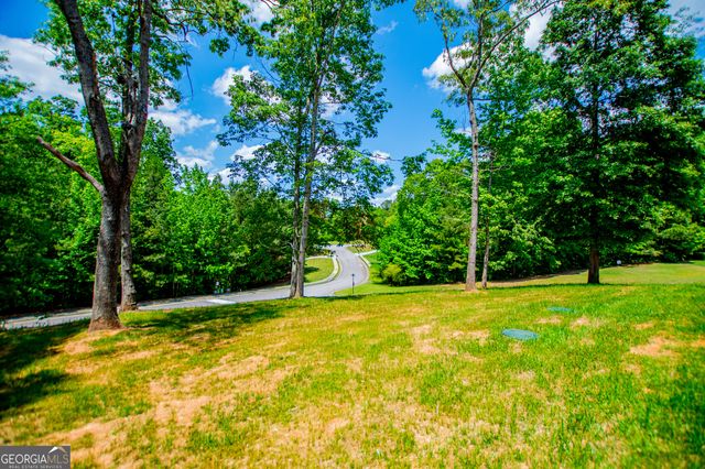 201 Overton Point, Carrollton, GA 30116