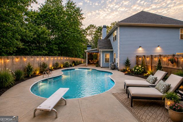 201 Overton Point, Carrollton, GA 30116